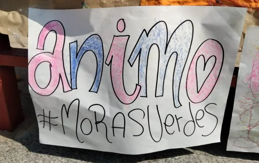 Foto 3 - Ni&ntilde;os y monitores de Conciliamos muestran su apoyo a los que est&aacute;n trabajando en el incendio