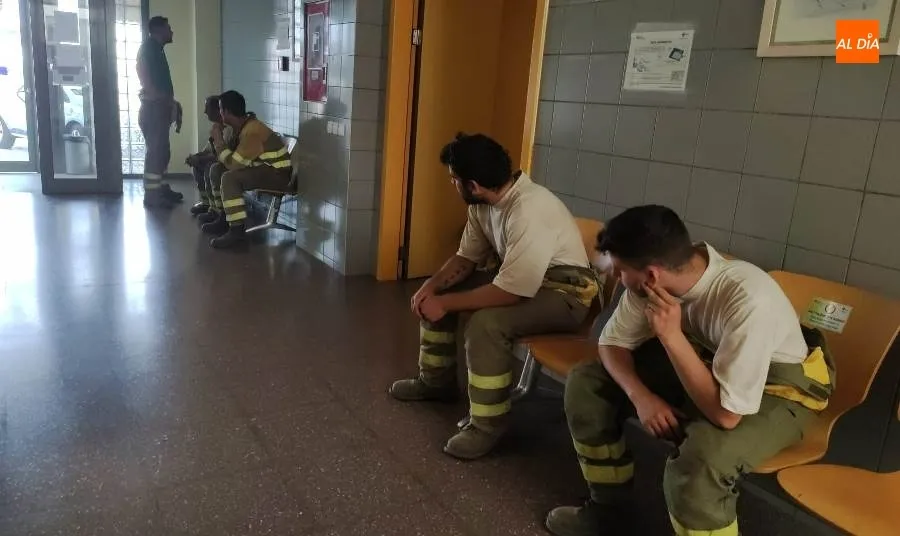 Foto 2 - Goteo de atendidos en las Urgencias de Ciudad Rodrigo procedentes del incendio