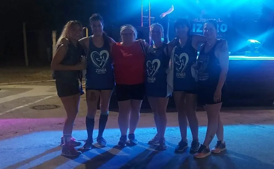 Foto 4 - Noche sabatina con mucho ritmo en las fiestas de la Avenida de Espa&ntilde;a y Casas de Mart&iacute;n B&aacute;ez