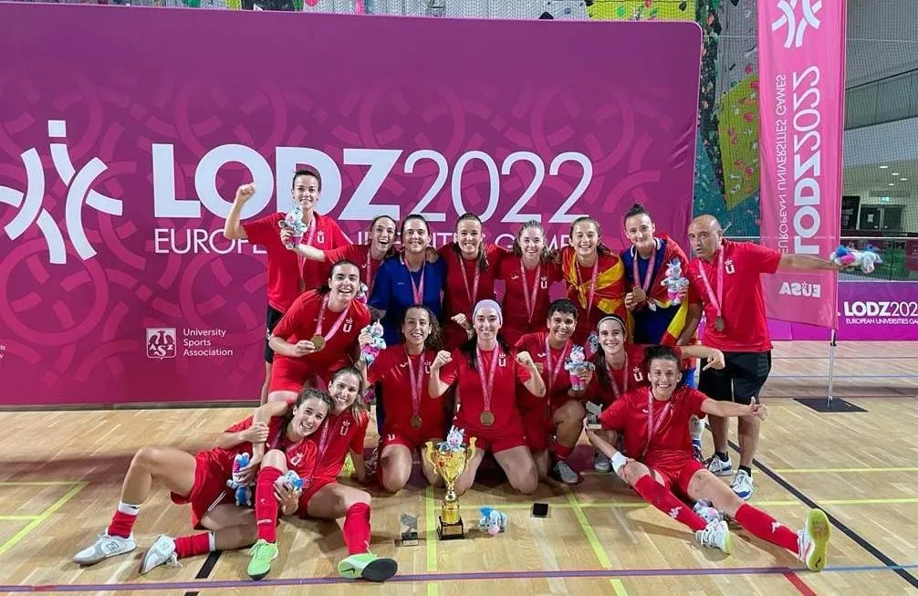 Foto 2 - Luc&iacute;a S&aacute;nchez B&aacute;ez se proclama Campeona de Europa universitaria de f&uacute;tbol sala