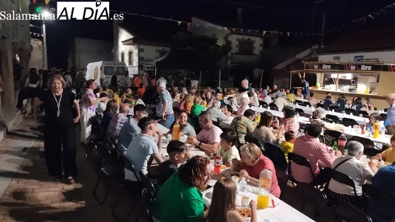 Pregón de fiestas y caldereta de carne en Guadramiro para comenzar las fiestas de San Cristóbal / CORRAL