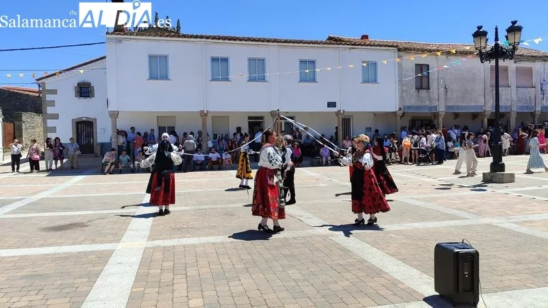 Los vecinos de Guadramiro acudían un año más asu cita con San Cristóbal / CORRAL 