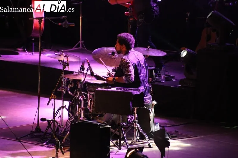 Foto 5 - Ara Malikian seduce con su viol&iacute;n al p&uacute;blico de Alba de Tormes