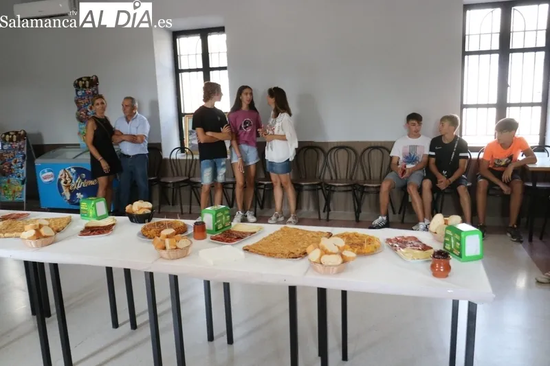 El Ayuntamiento de Masueco abre el bar municipal / CORRAL