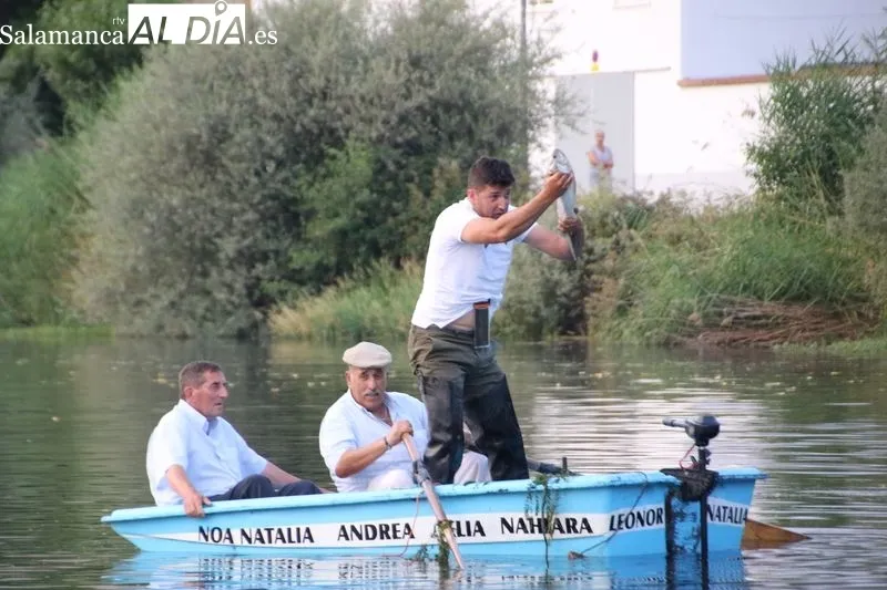 Procesión de la Virgen del Carmen en Alba de Tormes