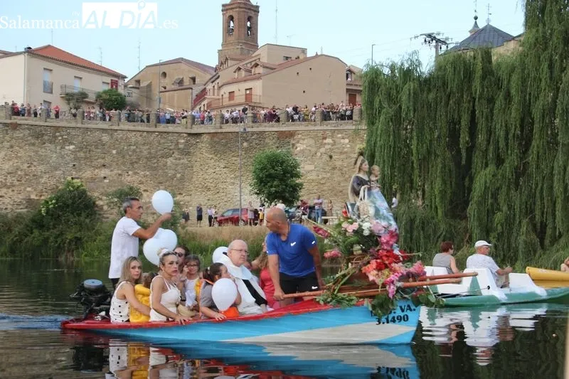 Procesión de la Virgen del Carmen en Alba de Tormes
