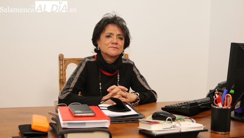 La alcaldesa de Vitigudino, Luisa de Paz, asegura que lleva meses trabajando en el expediente hasta que se ha concretado en este momento / CORRAL