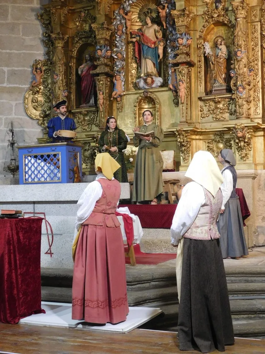 Representación de 'Buscando a Nebrija' en la iglesia parroquial de Monleras