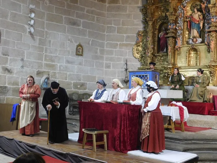 Representación de 'Buscando a Nebrija' en la iglesia parroquial de Monleras