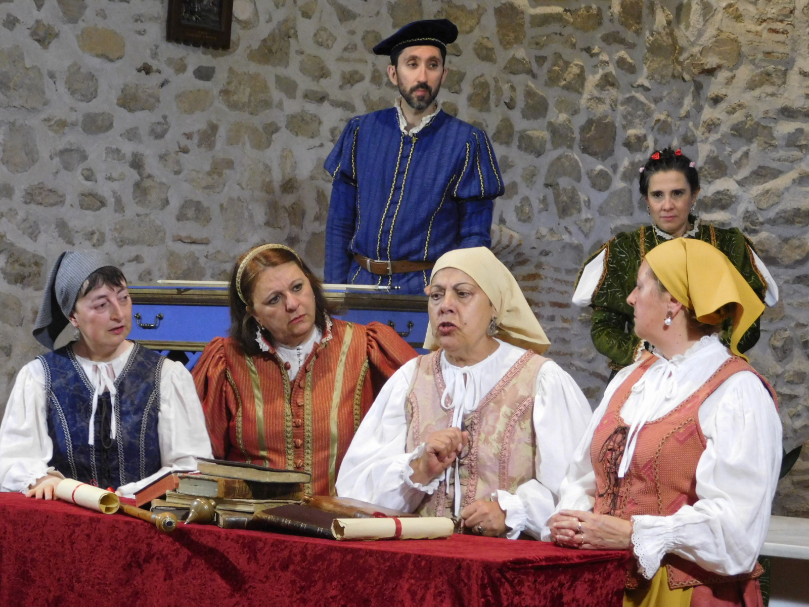 Cultura Teatral en Sieteiglesias de Tormes con la obra 'Buscando a Nebrija' de Denis Rafter