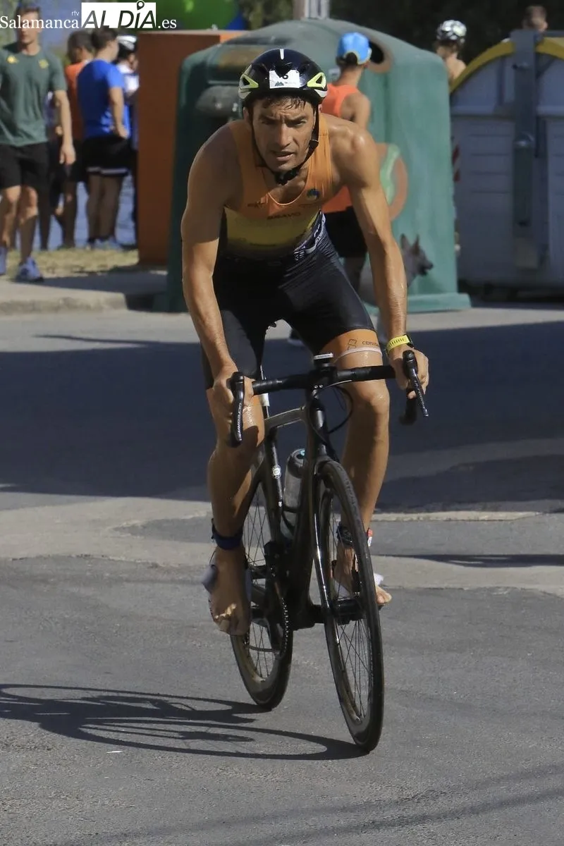 Foto 6 - Miguel Risco y Esther Rodr&iacute;guez se imponen en el VII Triatl&oacute;n de Alba de Tormes