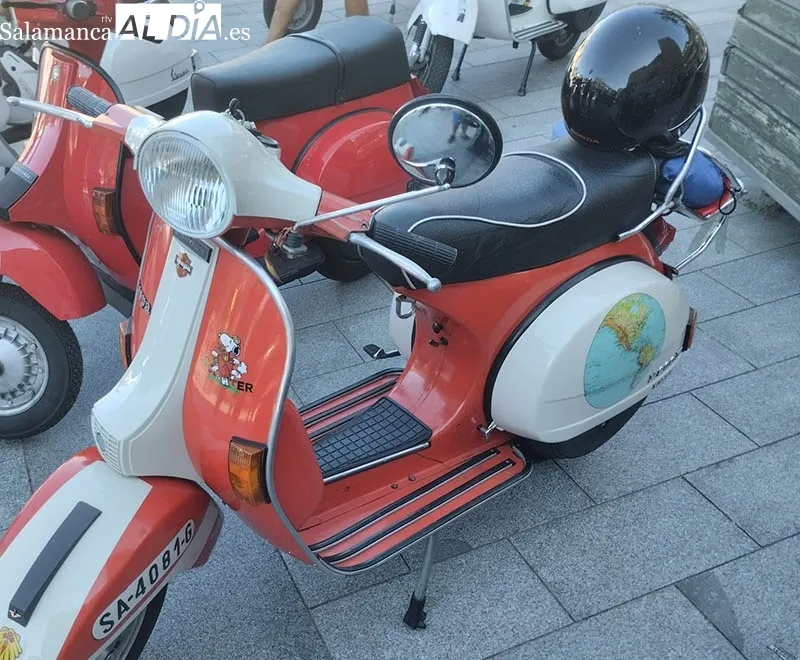 Foto 3 - Magn&iacute;fico ambiente para un agradable paseo en Vespa