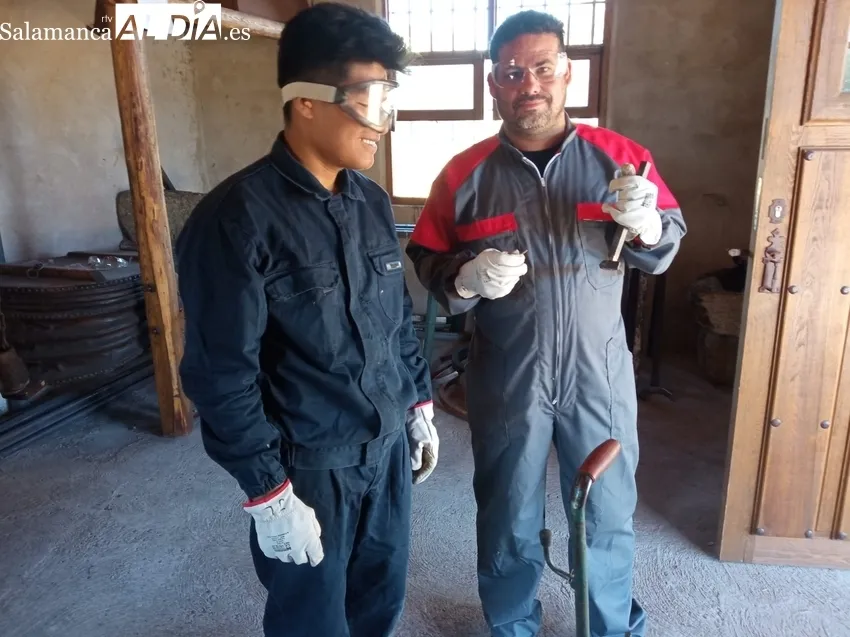 Curso ‘Los oficios del hierro aplicados a la rehabilitación del patrimonio' organizado por Escuelas Campesinas en Monleras