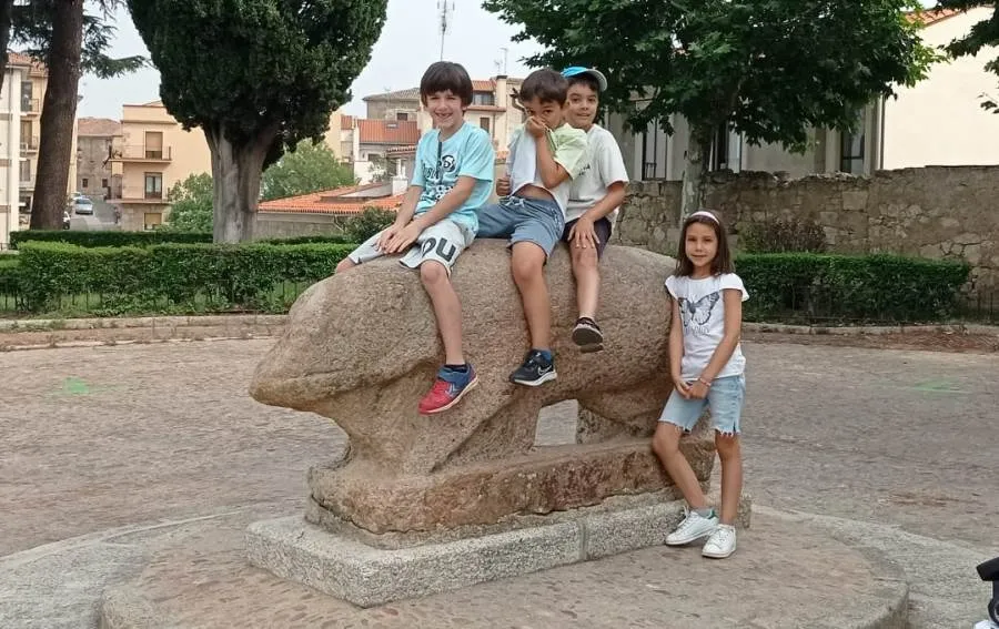 Foto 5 - Los chavales del campamento de inform&aacute;tica llevan a cabo una gymkana napole&oacute;nica