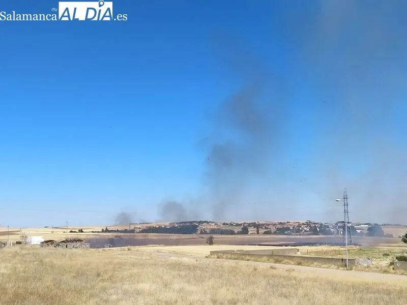 Foto 8 - Se desata otro incendio  en Puente Ladrillo