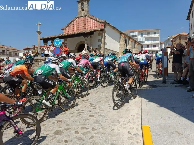 Foto 5 - Salamanca disfruta con la Vuelta Internacional a Castilla y Le&oacute;n y Simon Yates es el ganador tras imponerse en Guijuelo
