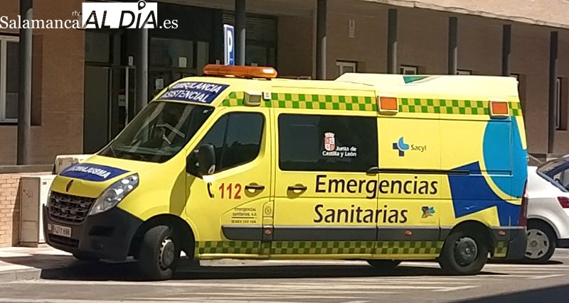 Una ambulancia de Emergencias Sanitarias. foto: David Sañudo
