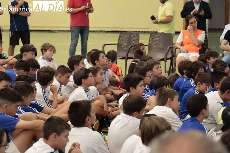 Encuentro de Vicente del Bosque con los participantes en el campus que lleva su nombre. Foto de David Sañudo