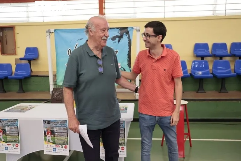 Encuentro de Vicente del Bosque con los participantes en el campus que lleva su nombre. Foto de David Sañudo
