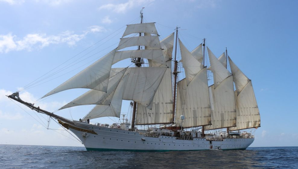 Barco Juan Sebastián Elcano