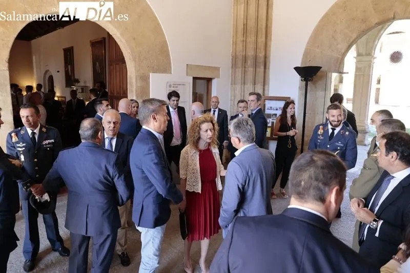 Graduación en el Colegio Fonseca de los pilotos formados en Salamanca por Adventia. Foto de David Sañudo