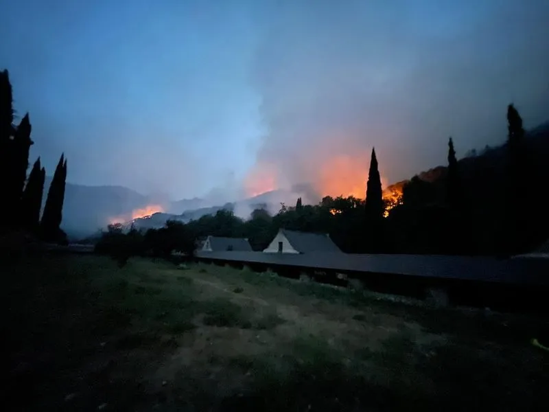 Fotos tomadas anoche en el entorno del Monasterio de Batuecas
