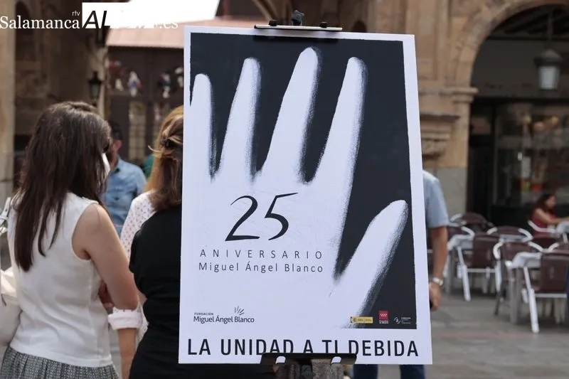 Acto organizado en la Plaza Mayor, con motivo del 25 aniversario del asesinato de Miguel Ángel Blanco