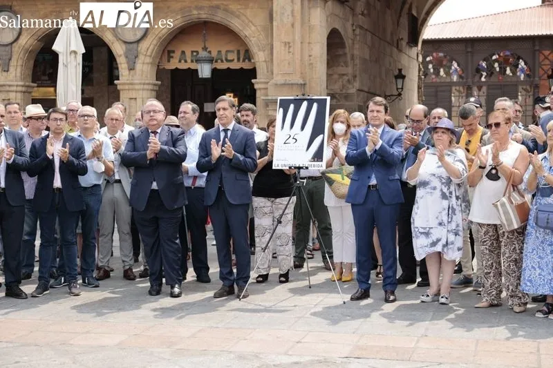 Acto organizado en la Plaza Mayor, con motivo del 25 aniversario del asesinato de Miguel Ángel Blanco