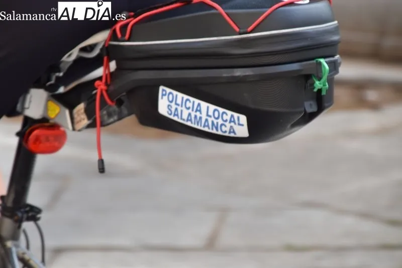 Agentes de la Policía Turística en Salamanca | Fotos: Vanesa Martins
