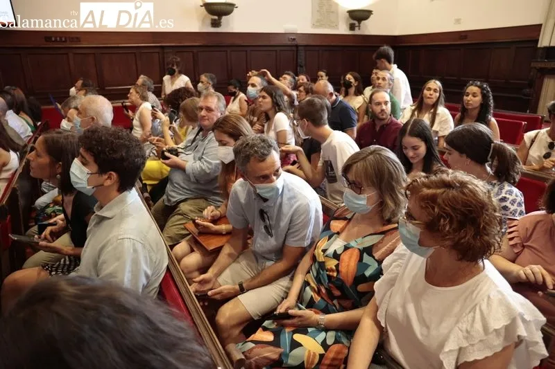 Entregado en el Paraninfo de la USAL de los premios a los estudiantes con mejores calificaciones en la fase general de la prueba de Evaluación del Bachillerato para el Acceso a la Universidad (EBAU). Foto de David Sañudo