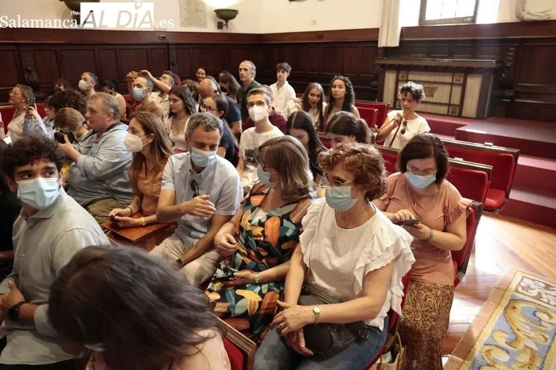 Entregado en el Paraninfo de la USAL de los premios a los estudiantes con mejores calificaciones en la fase general de la prueba de Evaluación del Bachillerato para el Acceso a la Universidad (EBAU). Foto de David Sañudo