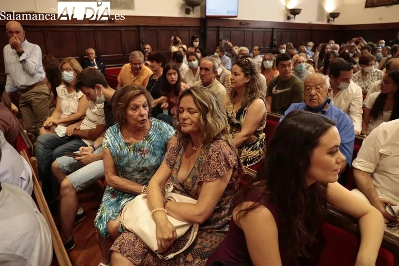 Entregado en el Paraninfo de la USAL de los premios a los estudiantes con mejores calificaciones en la fase general de la prueba de Evaluación del Bachillerato para el Acceso a la Universidad (EBAU). Foto de David Sañudo