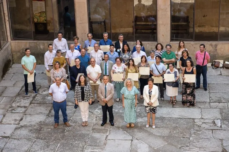 Entregado en el Paraninfo de la USAL de los premios a los estudiantes con mejores calificaciones en la fase general de la prueba de Evaluación del Bachillerato para el Acceso a la Universidad (EBAU). Foto USAL