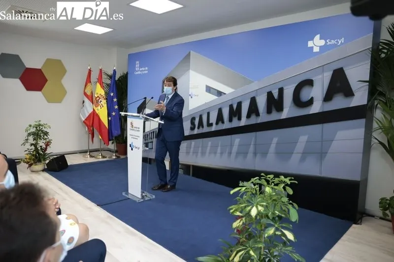 Visita del presidente de Castilla y León, Alfonso Fernández Mañueco, al Hospital Universitario de Salamanca. Foto de David Sañudo