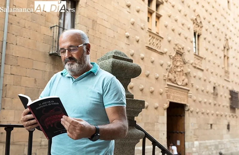 Tomás García Merino muy cerca de la sede del Taller de Escritura impartido por Raúl Vacas  |  Fotos: C. borrego