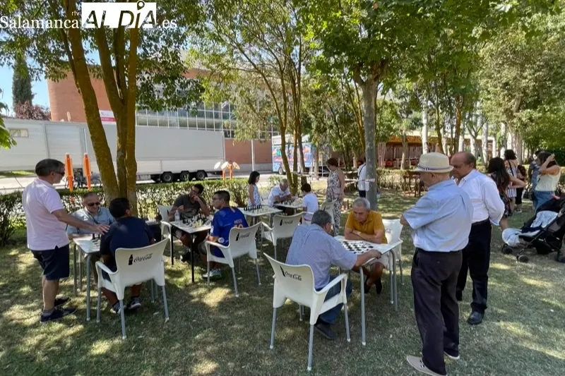 El parque Los Jardines acogía la multiactividad deportiva infantil