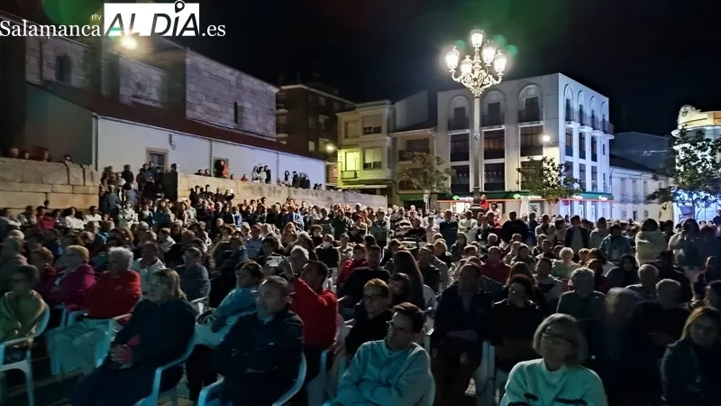 Actuación de Mayalde en Vitigudino / CORRAL