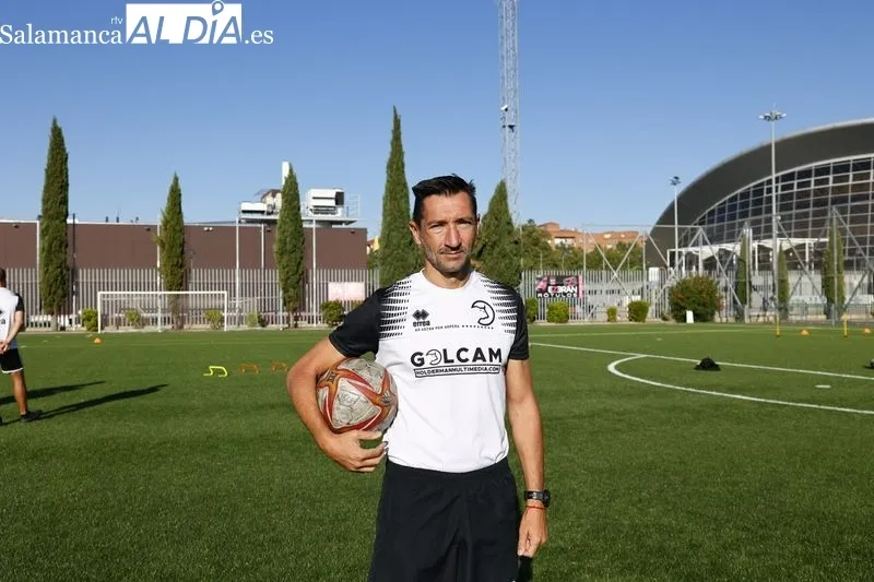 Raúl Casañ, en el Vicente del Bosque, durante un entrenamiento / Fotos: David Sañudo