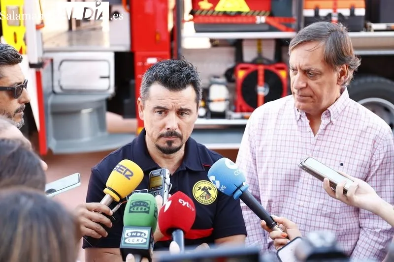 Nuevo camión autobomba del Parque de Bomberos de Salamanca. Fotos: David Sañudo