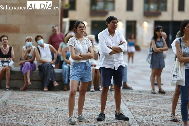 El Patio Chico ha acogido este viernes la última función de la obra 'Elio', de Intrussión Teatro