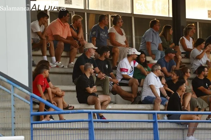 Imágenes del amistoso jugado en el el estadio San Casto de Santa Marta