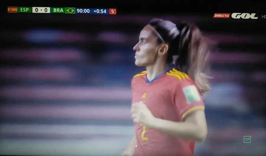 Foto 3 - Carmen &Aacute;lvarez S&aacute;nchez hace su debut en un Mundial de F&uacute;tbol ante Brasil