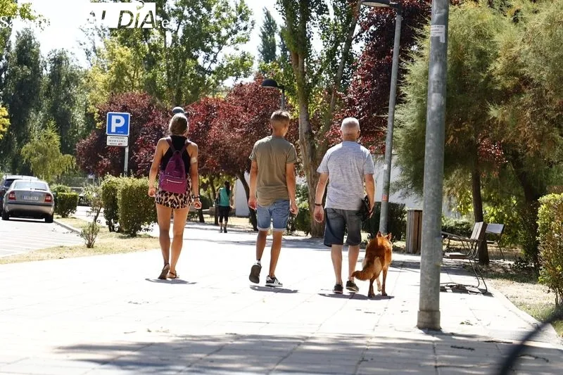 Paseantes y deportistas, esta mañana de domingo en La Aldehuela