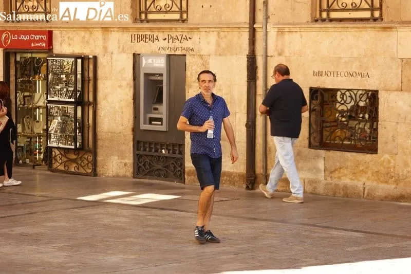Buen ambiente, pese al calor, en el centro de la capital salmantina
