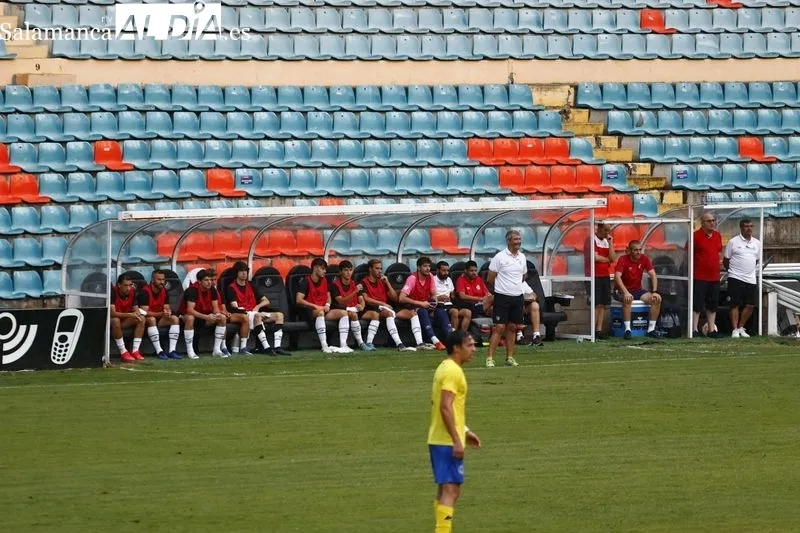 Foto 5 - Desastre del Salamanca UDS en el Helm&aacute;ntico ante un Regional como el Diocesanos (0-2)