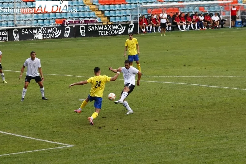Foto 2 - Desastre del Salamanca UDS en el Helm&aacute;ntico ante un Regional como el Diocesanos (0-2)