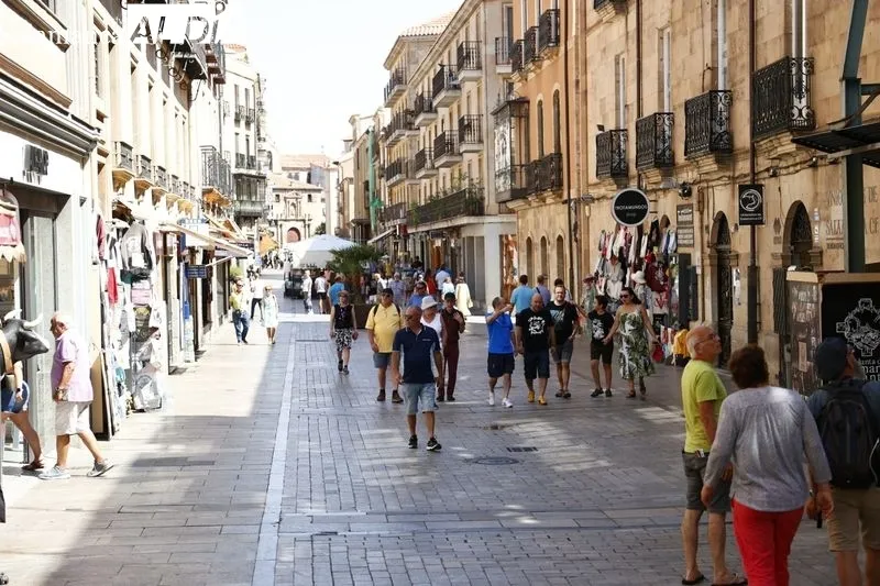 Los turistas aprovechan el último fin de semana de agosto