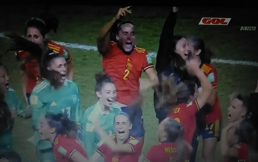 Foto 4 - Carmen &Aacute;lvarez S&aacute;nchez alcanza a sus 19 a&ntilde;os la cima del mundo con la Selecci&oacute;n Espa&ntilde;ola Sub&rsquo;20