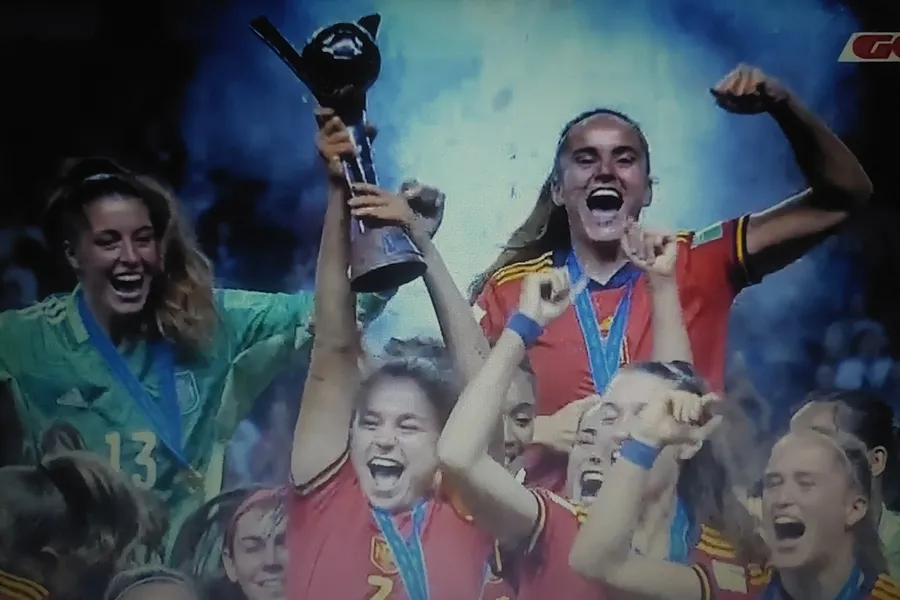 Foto 11 - Carmen &Aacute;lvarez S&aacute;nchez alcanza a sus 19 a&ntilde;os la cima del mundo con la Selecci&oacute;n Espa&ntilde;ola Sub&rsquo;20