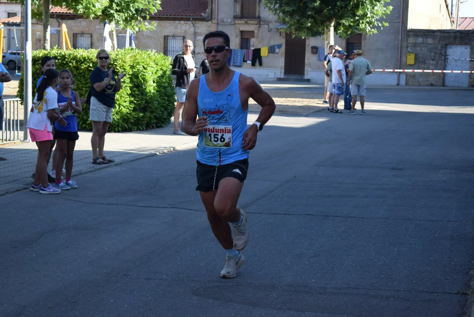 Foto 11 - San Mu&ntilde;oz disfruta con la quinta edici&oacute;n de su carrera popular